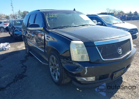 2008 Cadillac Escalade Standard from USA, damaged, VIN 1GYFK63858R105773